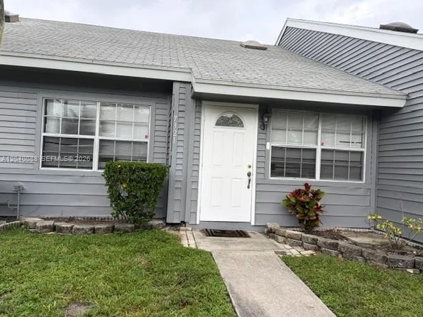 7321 Tam Oshanter Blvd, Pompano Beach, FL 33068