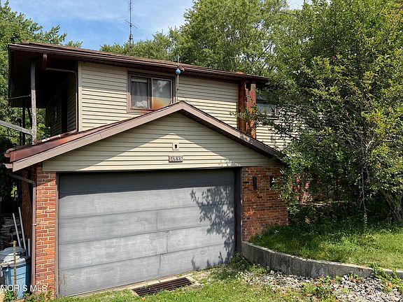 5th image of 1995 Riverview Dr