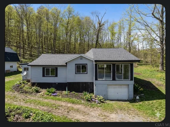 148 Fender Ln, Johnstown, PA 15905