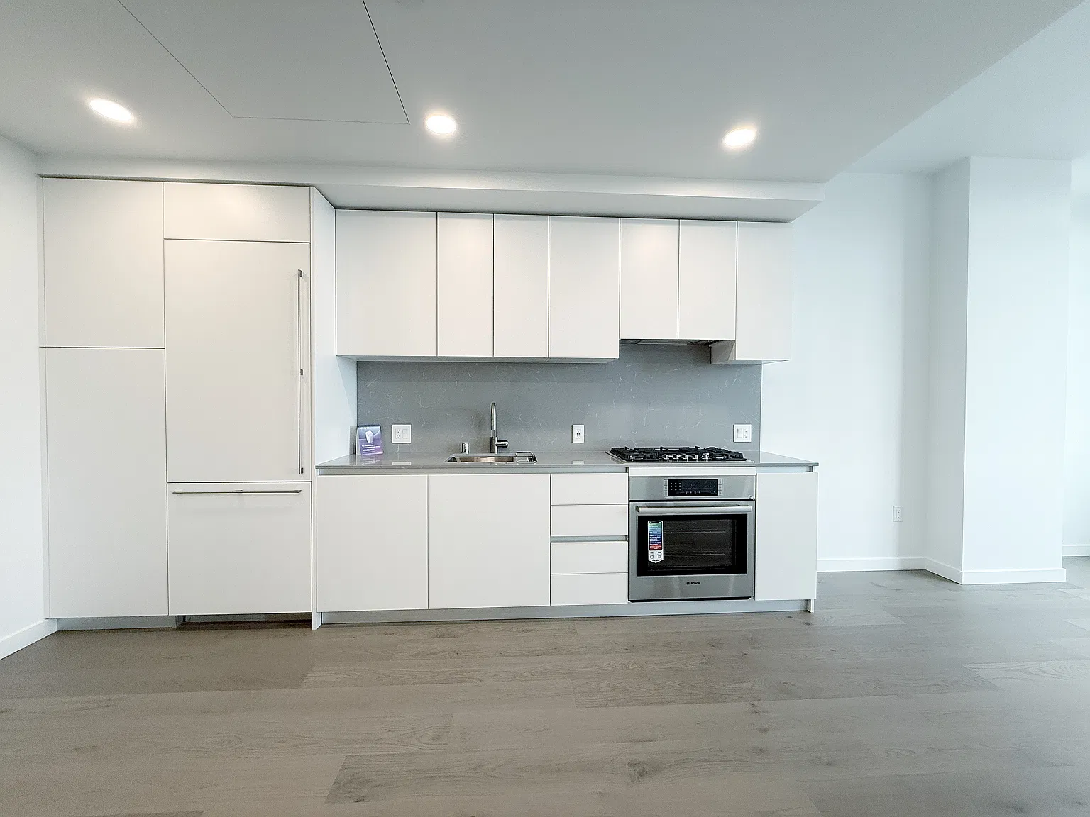 1 bed, 658 sqft, $3,300 — Photo 1