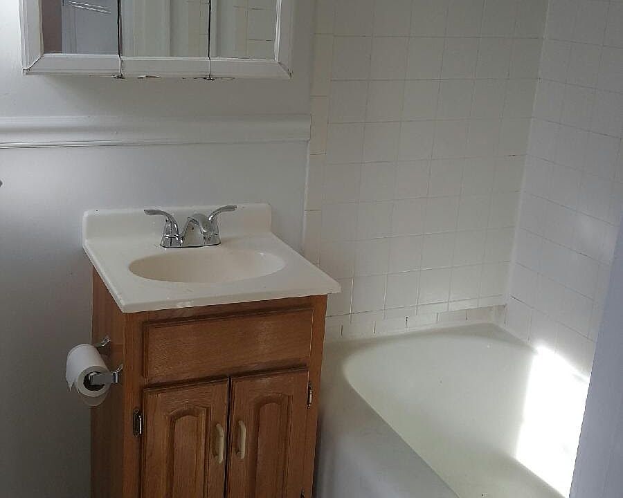 1st image of 739 Palisade Ave #2E