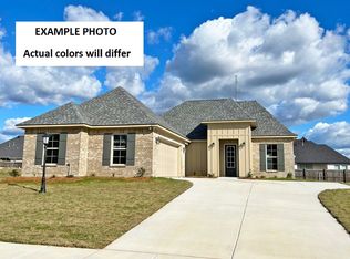 257 Woodcrest Dr, Stonewall, LA 71078