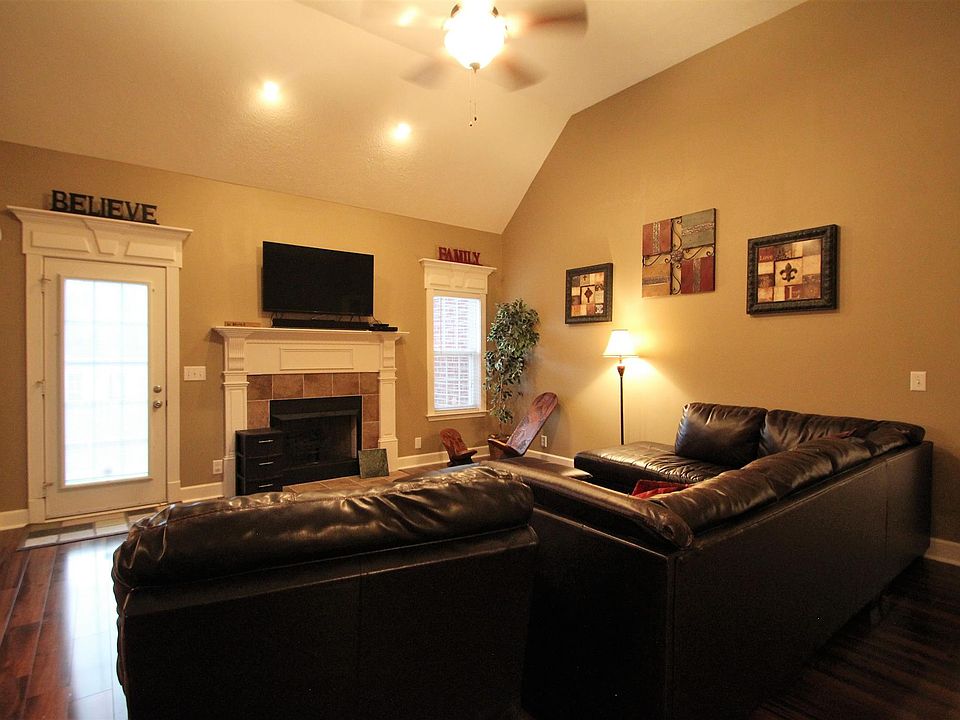 1st image of 3332 Shade Ct