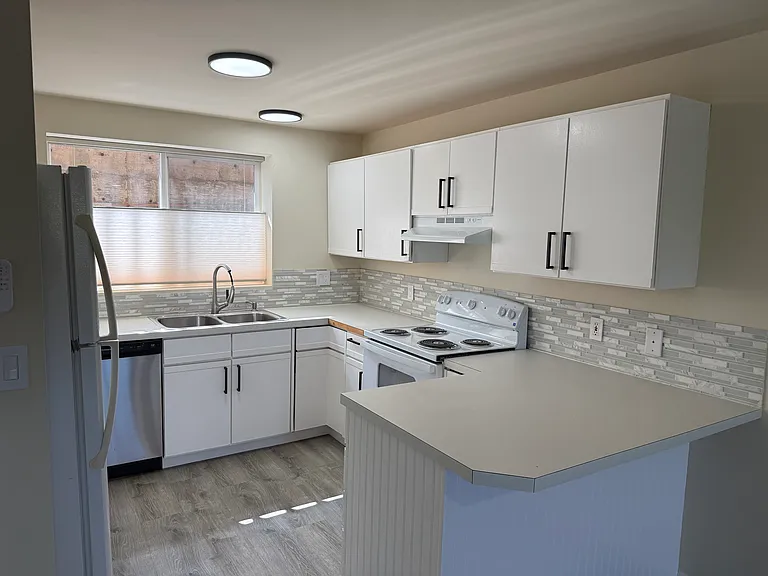 1515 Ocean Beach Blvd N #103 — Photo 4
