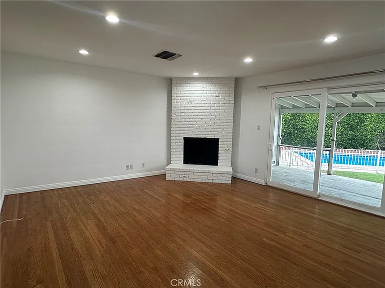 12811 Cumpston St — Photo 4