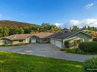 2889 Deeb Dr, Vista, CA 92084