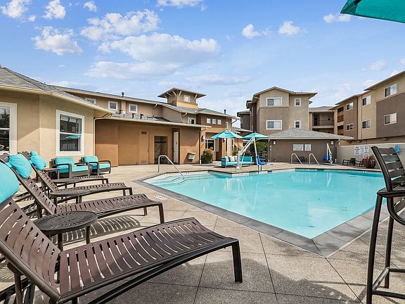 4th image of 6450 Dougherty Rd APT 716