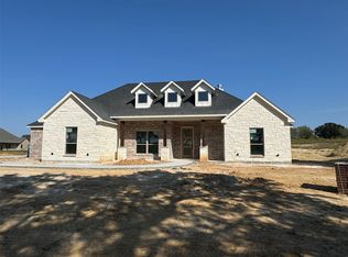 1326 W Dry Creek Rd, Poolville, TX 76487