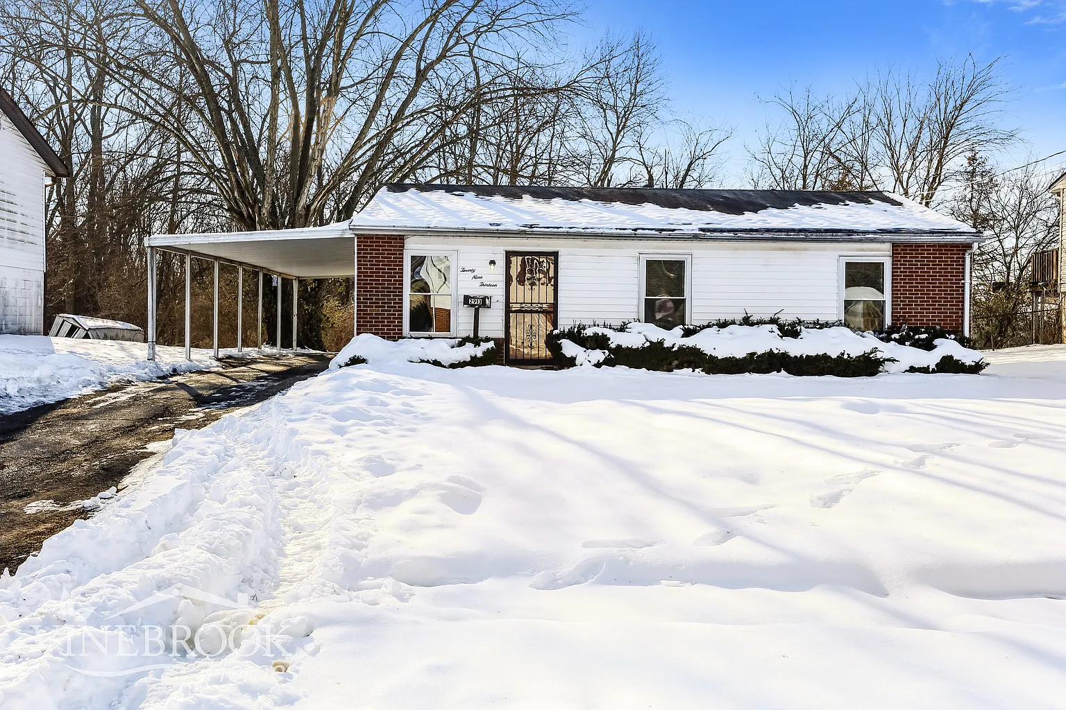 2913 Wheatfield Dr photo 1