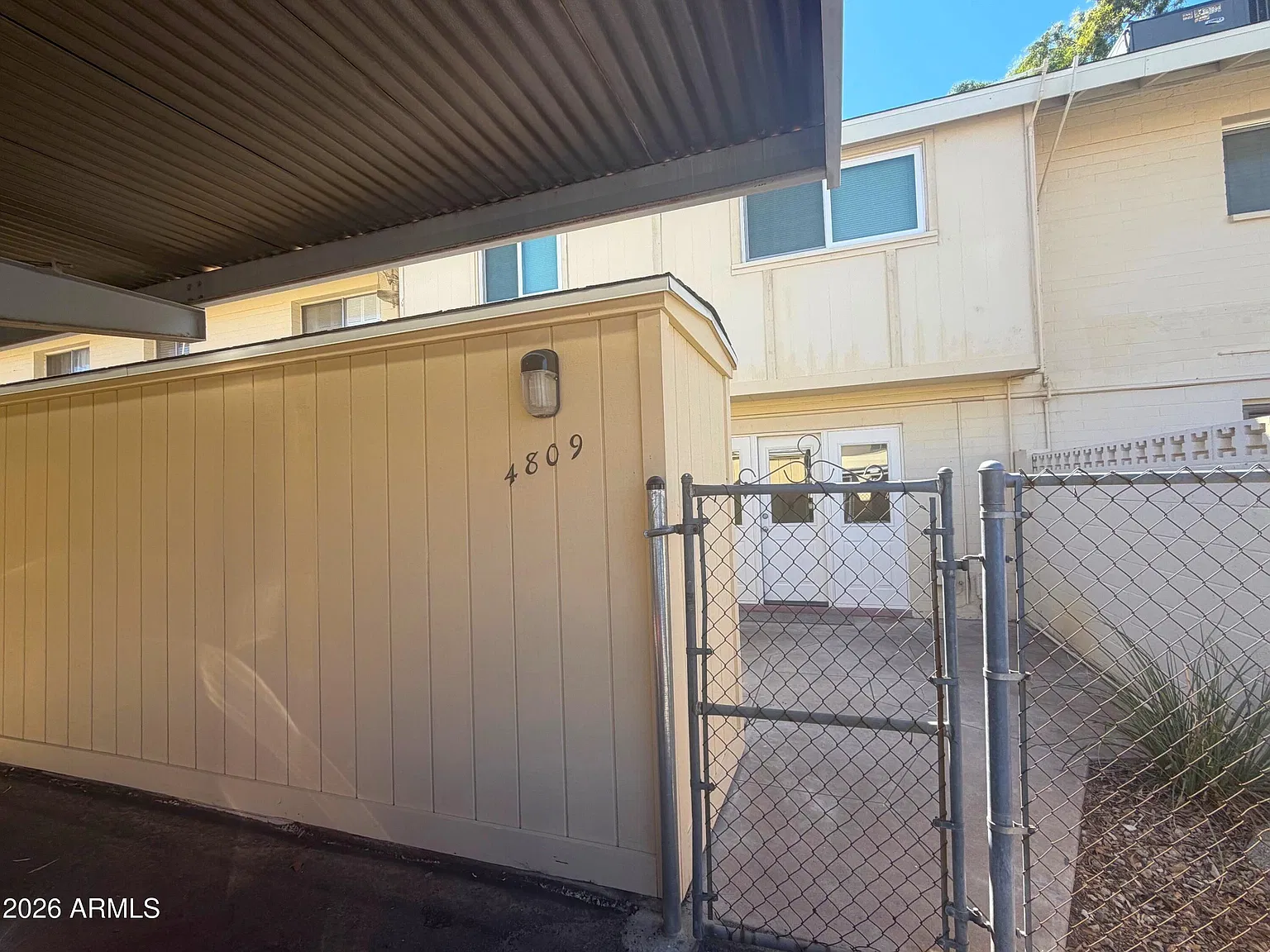 4 bed, 2.5 bath, 1536 sqft, $2,100 — Photo 2