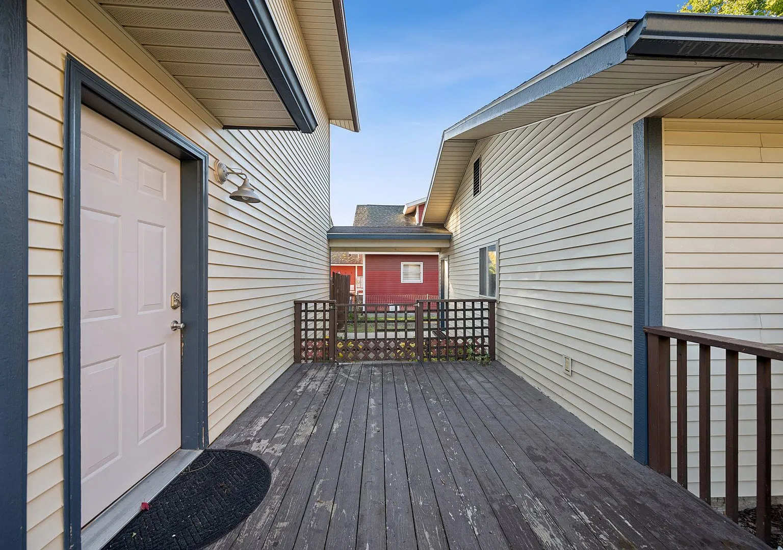 Charming 3-Bedroom Home Near Downtown Columbia Falls $2,600/Month — Photo 3