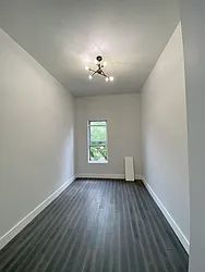 Rented by Rennit Inc.