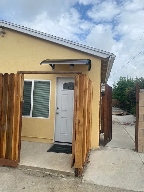 1 bed, 440 sqft, $2,055 — Photo 4