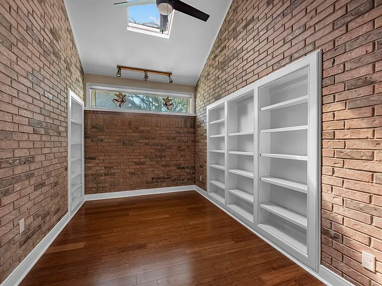 2715 Penmere Ct — Photo 13