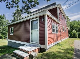 31 River Rd, Andover, MA 01810