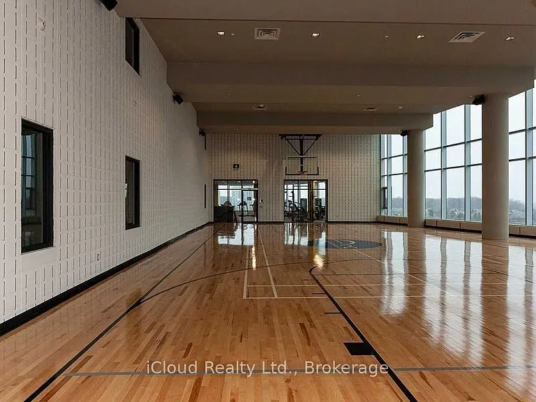 2520 Eglinton Ave W #822 — Photo 4