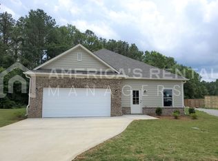 96 Ballington Way, Clanton, AL 35045