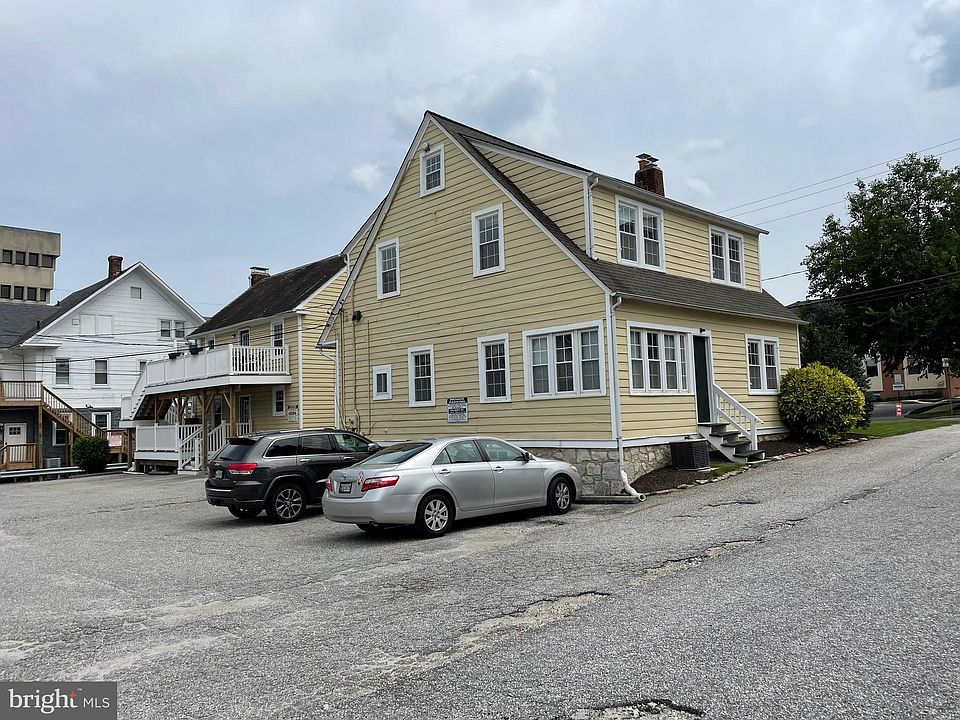 2nd image of 306 W Chesapeake Ave