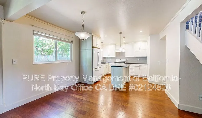 360 Manka Cir — Photo 7