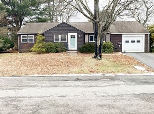 79 Woodland Dr, Framingham, MA 01701