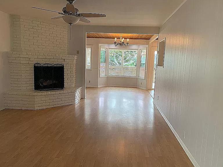 1st image of 10 E Sierra Madre Ave