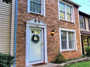 12104 Purple Sage Ct, Reston, VA 20194
