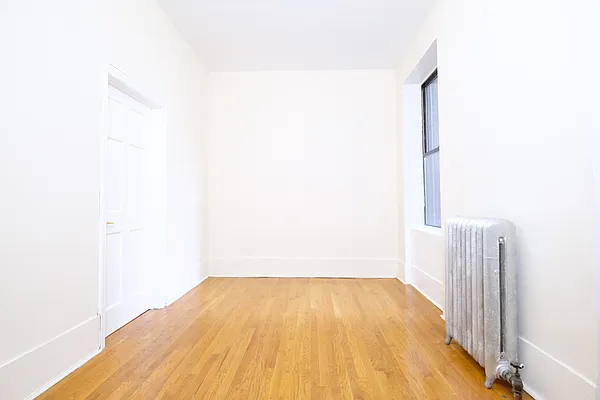 Rented by Compass | media 3