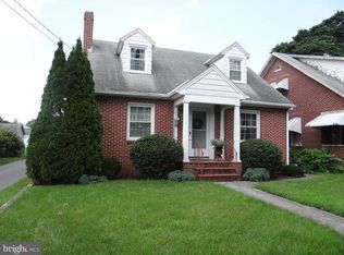 541 E Catherine St, Chambersburg, PA 17201