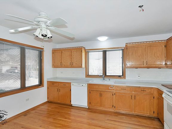 5th image of 7715 Richardson Ln