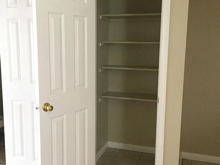 153 Highview Ln — Photo 5