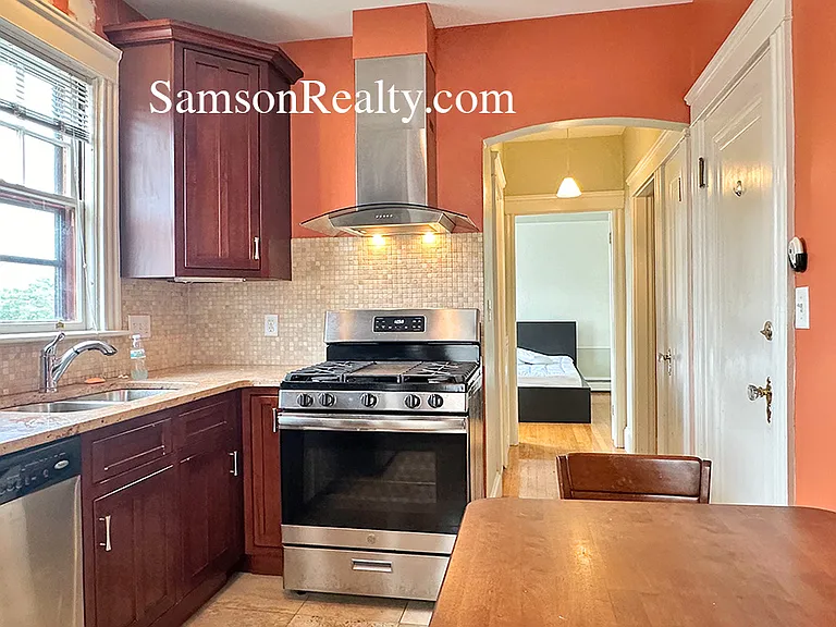 94 Medway St #6 — Photo 7