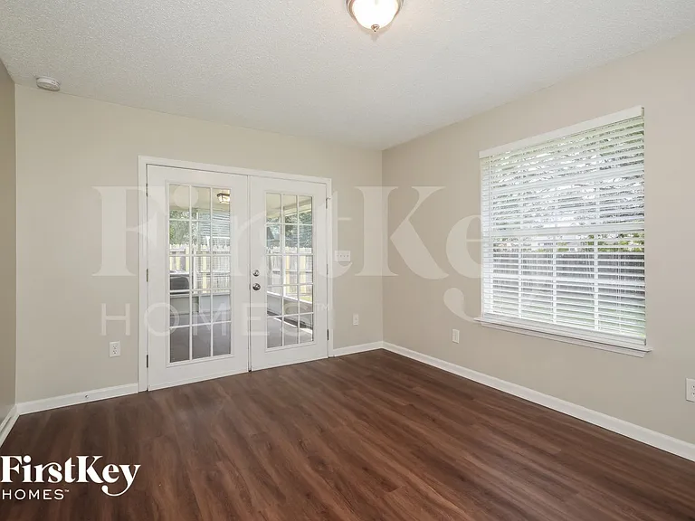 11577 Twin Oaks Trl — Photo 6