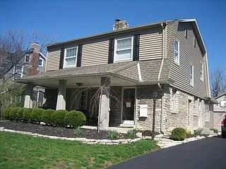 1890 N Devon Rd photo 1