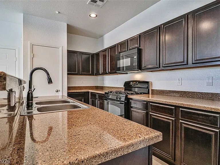 4437 Dover Straight St #105 — Photo 10