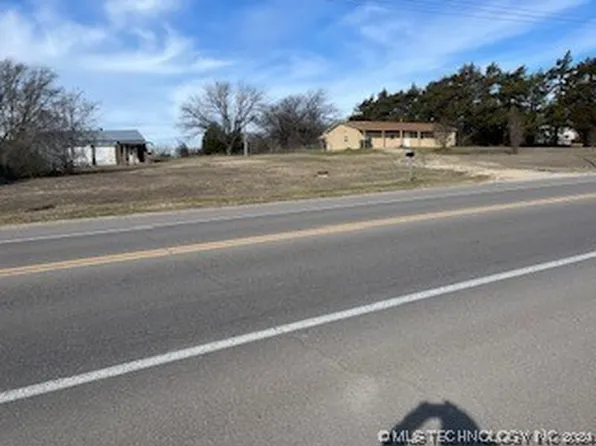 417 Highway 70 N, Kingston, OK 73439