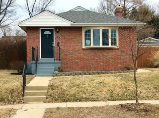 7723 Snowden Ave, Saint Louis, MO 63117