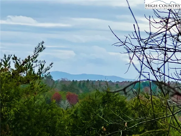 2.53 acres, Lot 602 Low Valley Way, Lenoir, NC 28645