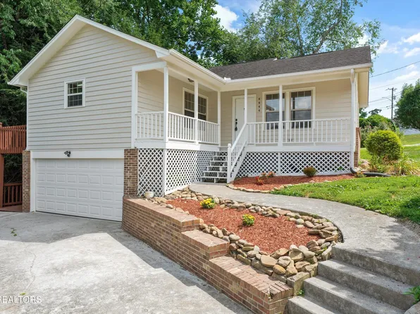 4444 Saint Lucia Ln, Knoxville, TN 37921