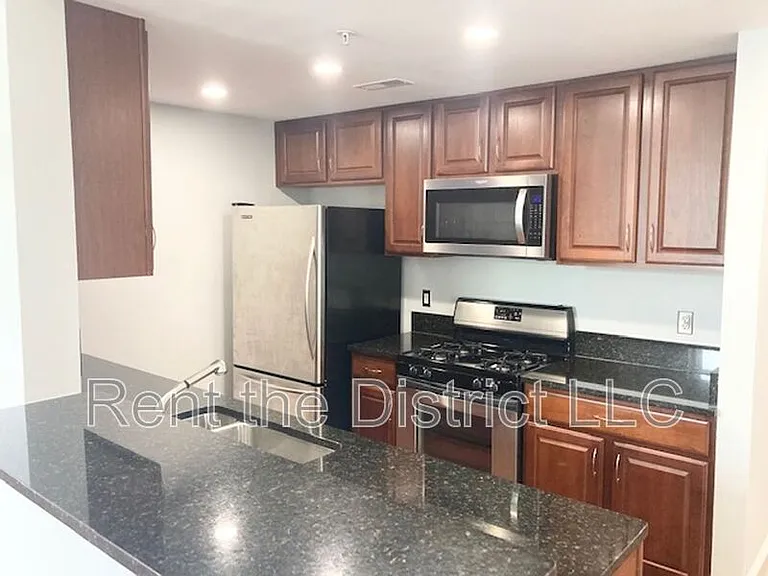 1324 Euclid St NW #205 — Photo 1