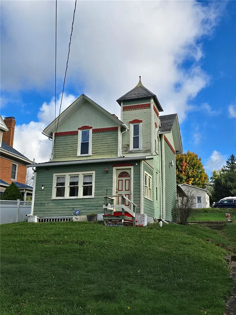 2 bed, 1672 sqft, $1,395 — Photo 1