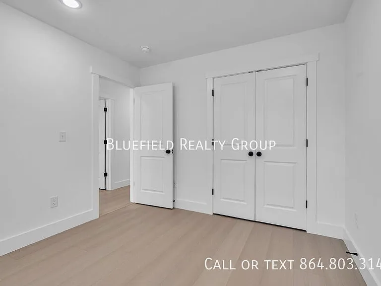 72 Blackstock Rd — Photo 16