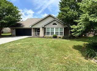 2249 Portland Dr, Maryville, TN 37803