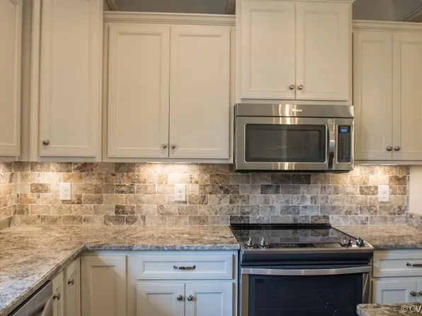 2789 Heather Ridge Dr, Henrico, VA 23231