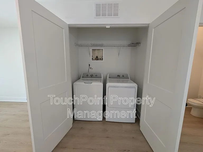 1413 Arden Ave — Photo 23