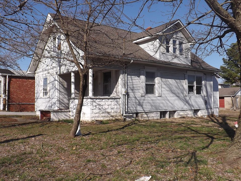 1st image of 1207 Grand Ave