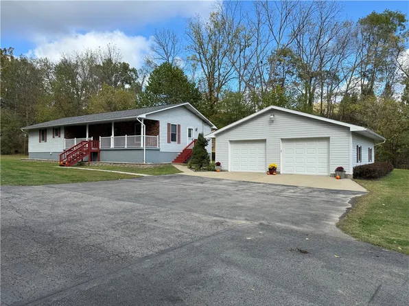 95 Victoria Dr, Waynesburg, PA 15370