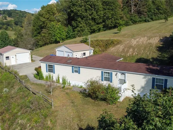 364 Little Creek Rd, Harmony, PA 16037