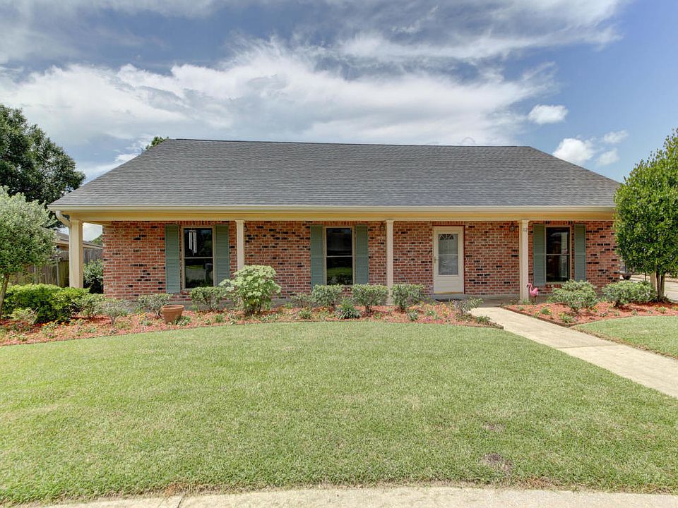1st image of 112 Great Plains Dr