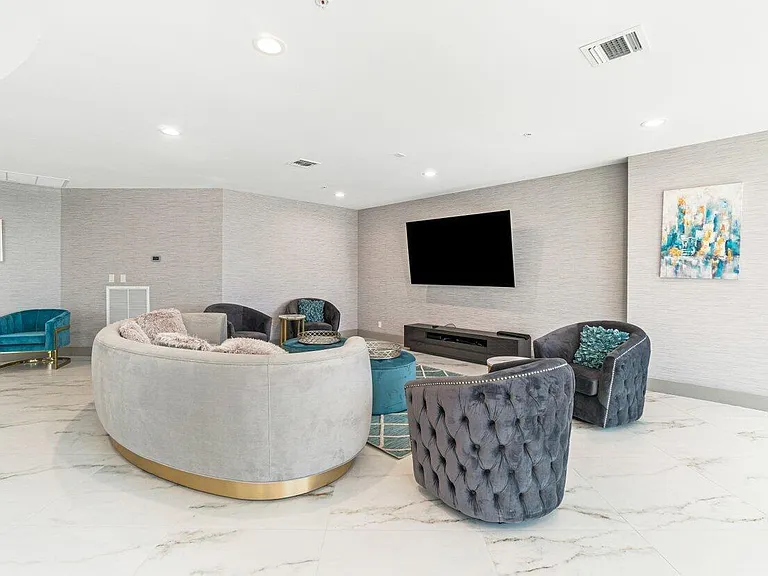 5200 N Ocean Dr #102 — Photo 37