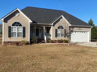 5307 Reynolds Rd, Effingham, SC 29541